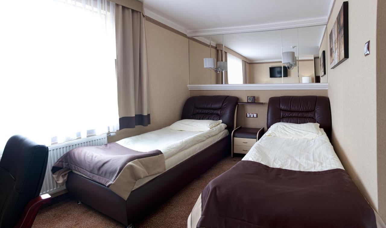 M Hotel Sosnowiec Extérieur photo