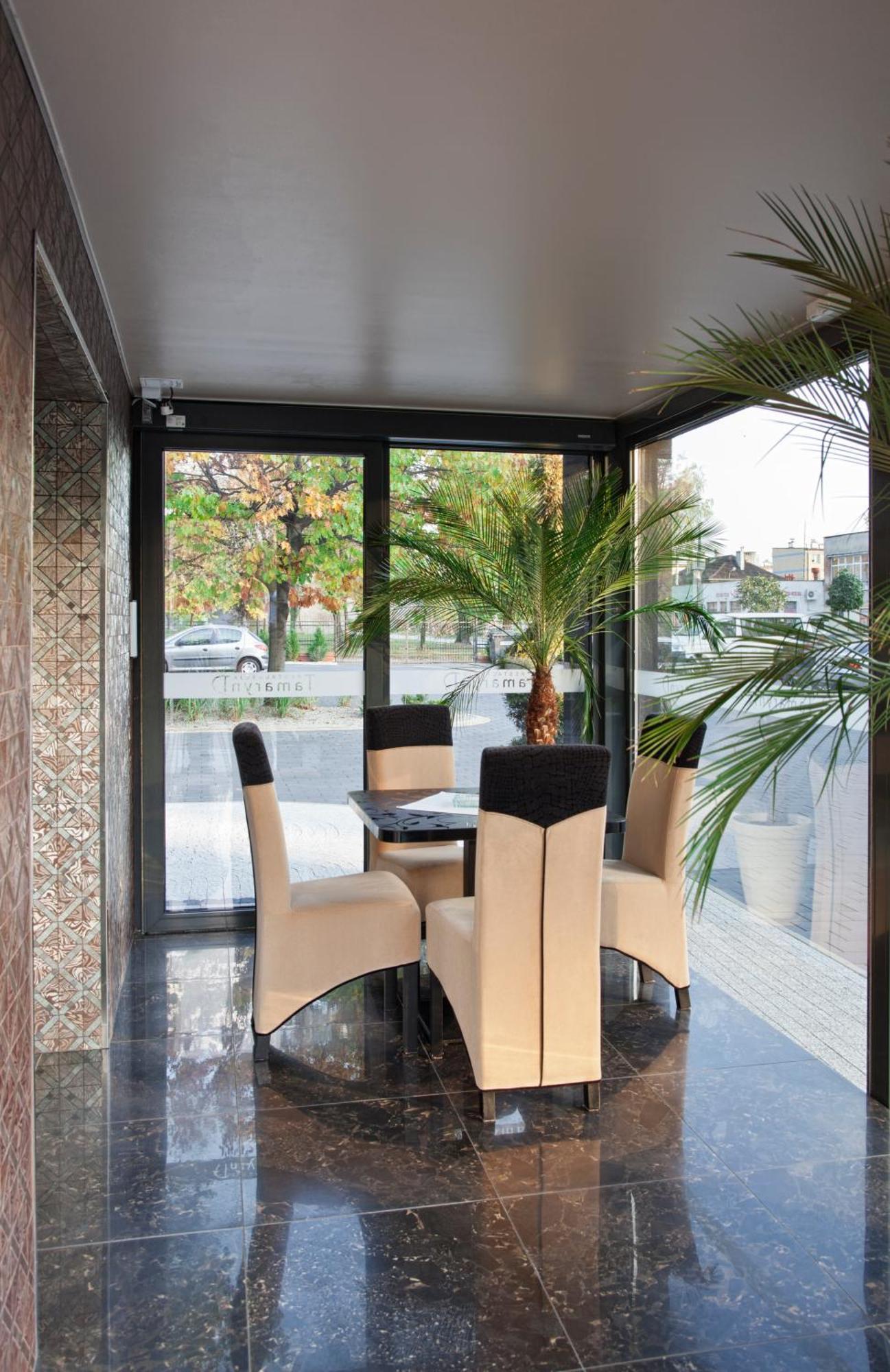 M Hotel Sosnowiec Extérieur photo