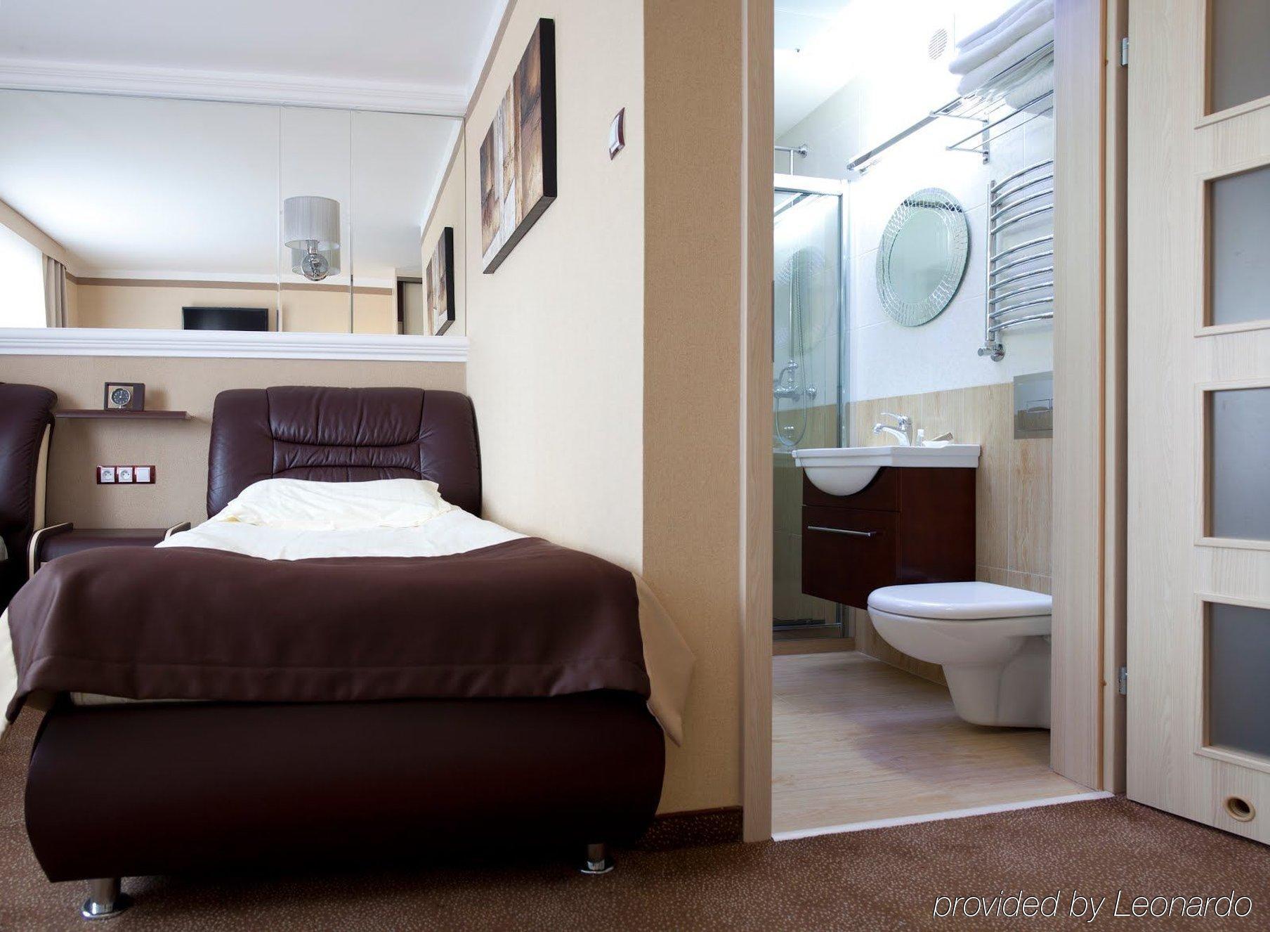 M Hotel Sosnowiec Extérieur photo