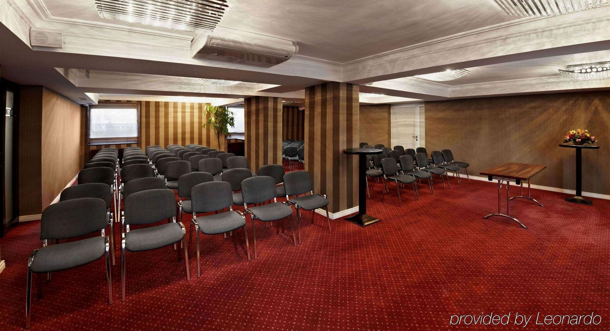M Hotel Sosnowiec Extérieur photo