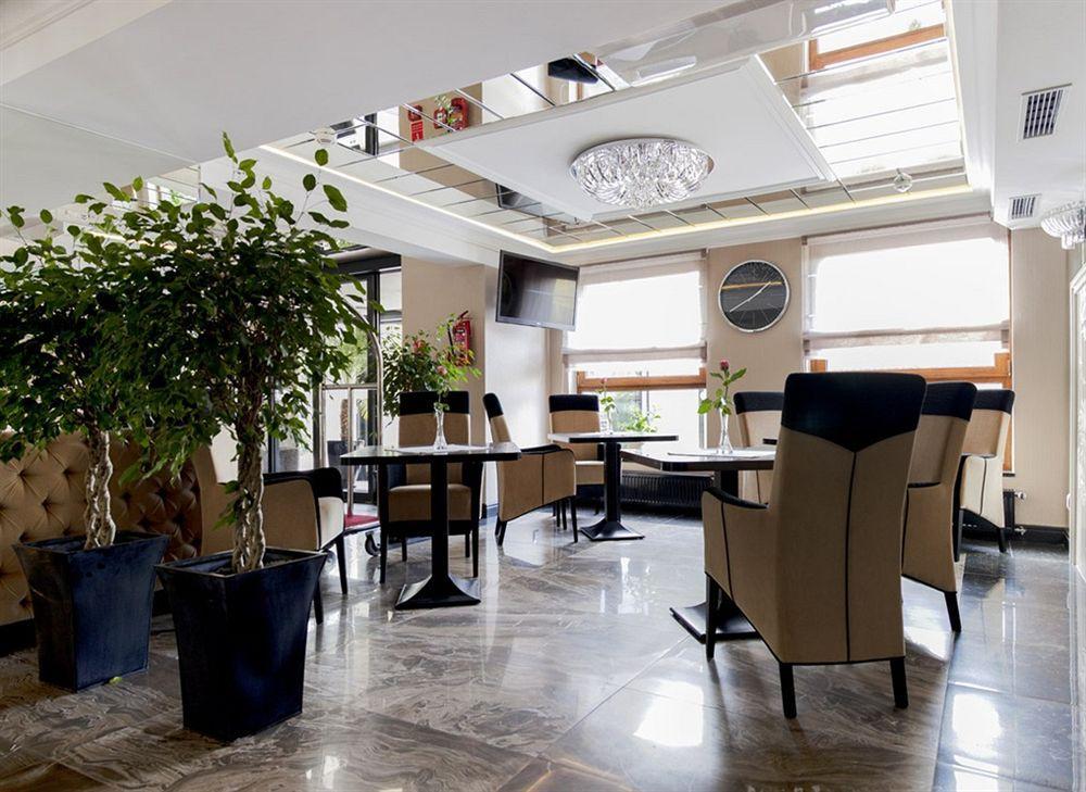 M Hotel Sosnowiec Extérieur photo