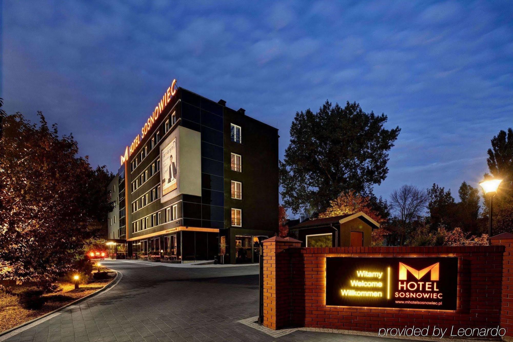 M Hotel Sosnowiec Extérieur photo