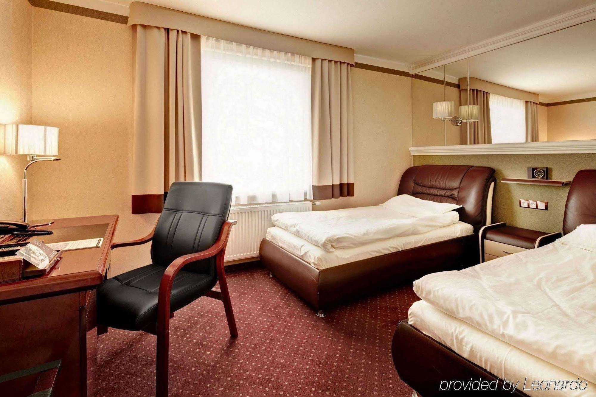 M Hotel Sosnowiec Extérieur photo